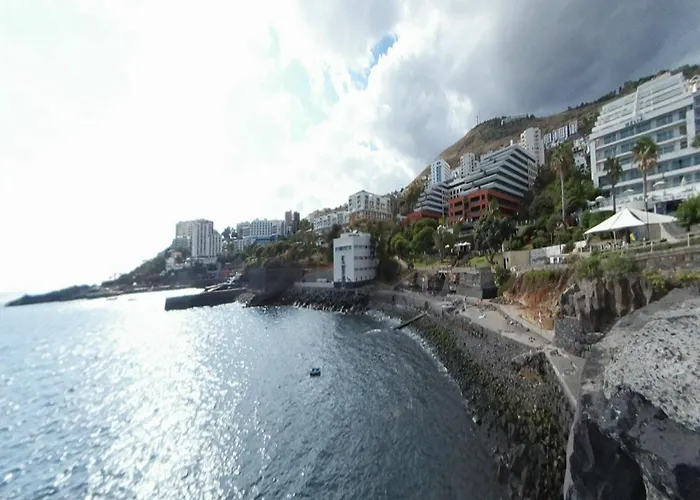 Vintage Sea View * 푼샬